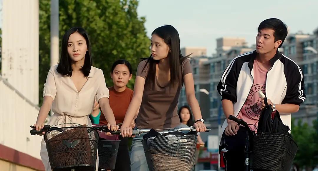 这么干净的片，我只看过一回：女生暗恋老师，全程“我心雀跃”