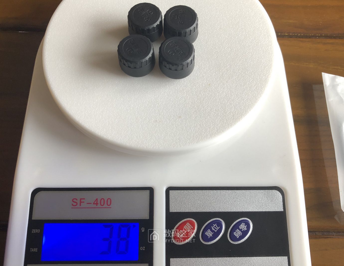 外置式胎压监测评测,外置胎压监测传感器拆解