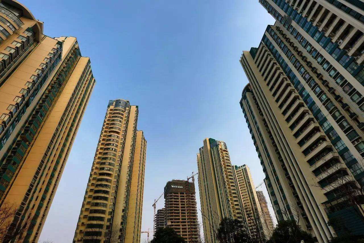 为什么内行人不买一楼房子,为什么内行人不买一楼带院房子