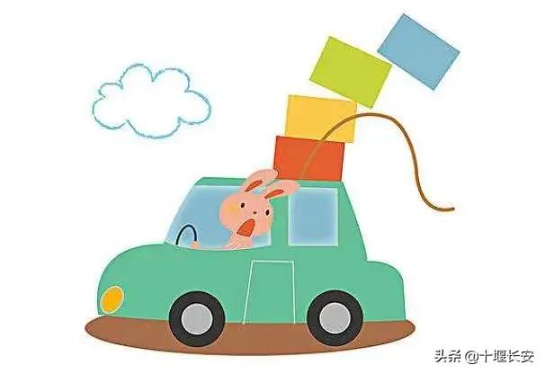 应该给孩子报什么早教班,给小孩报培训班有哪些门道