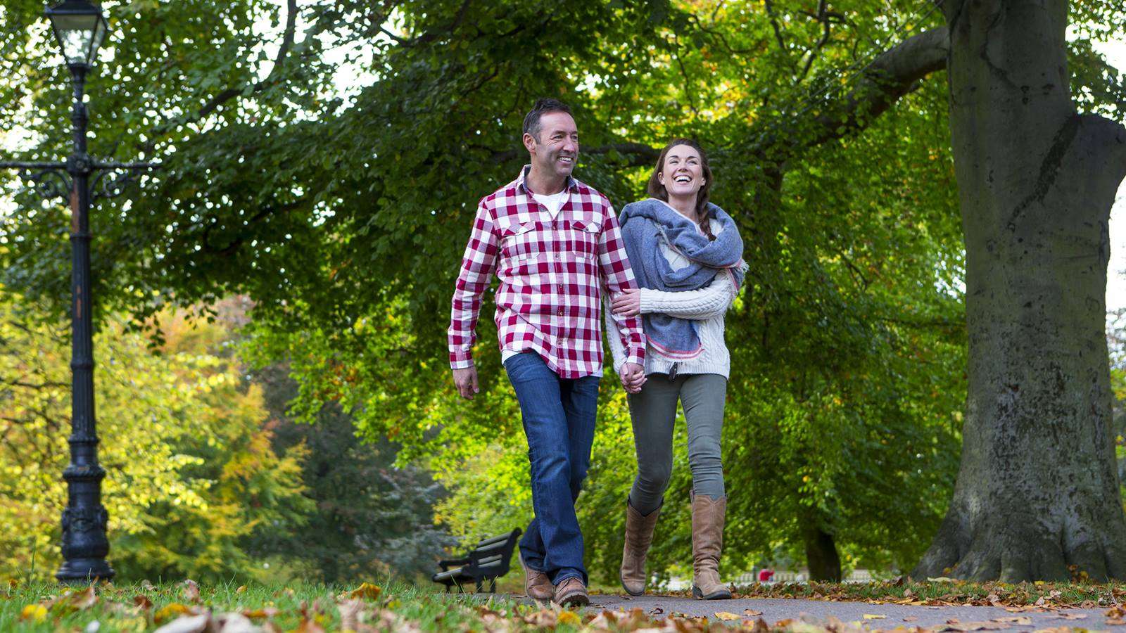 运动对痛风尿酸盐沉积有缓解吗,痛风犯病时是多运动还是多休息