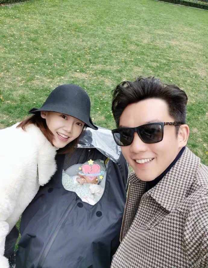 苗苗郑恺牛肉面,郑恺苗苗撒狗粮