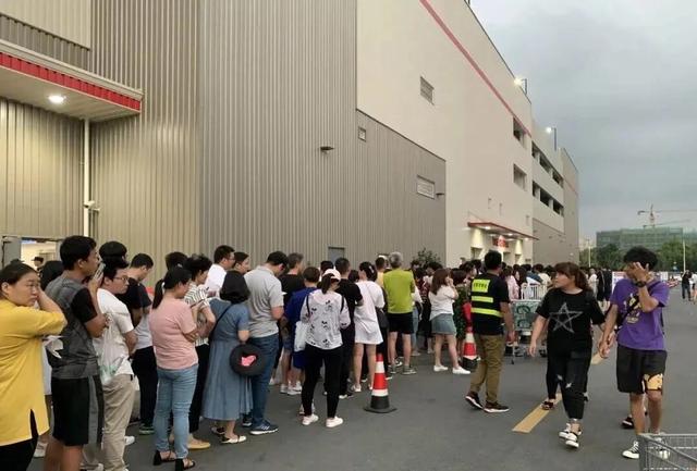 因为茅台卖1499！刚退完会员卡的傻眼了...重庆店也要来了