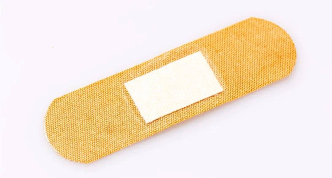 戴口罩的好处与正确的戴口罩方法 (教你长期解决戴口罩的困扰)