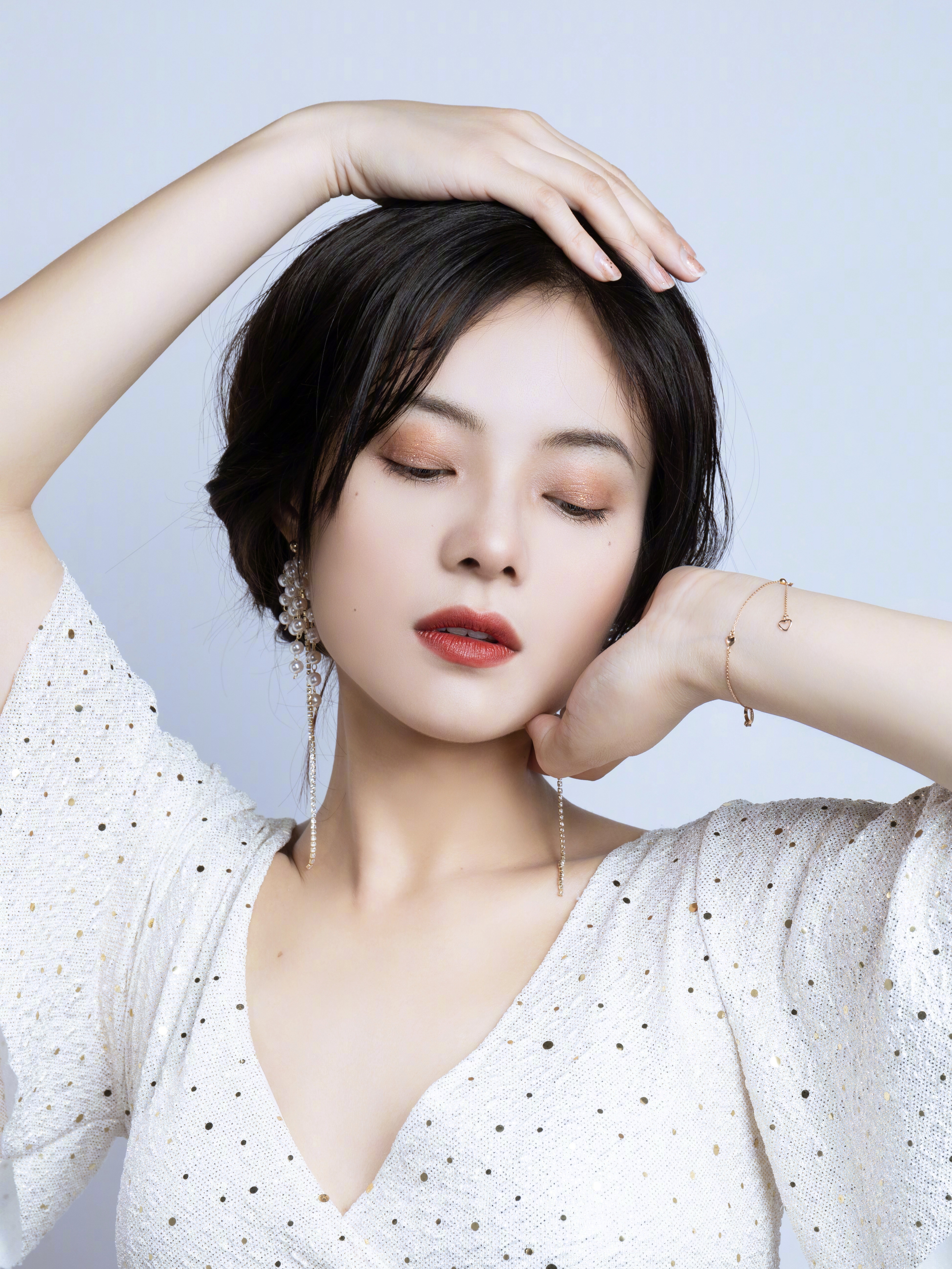 粉底液千万不能买错！挑到适合自己的，皮肤就像开了一层滤镜