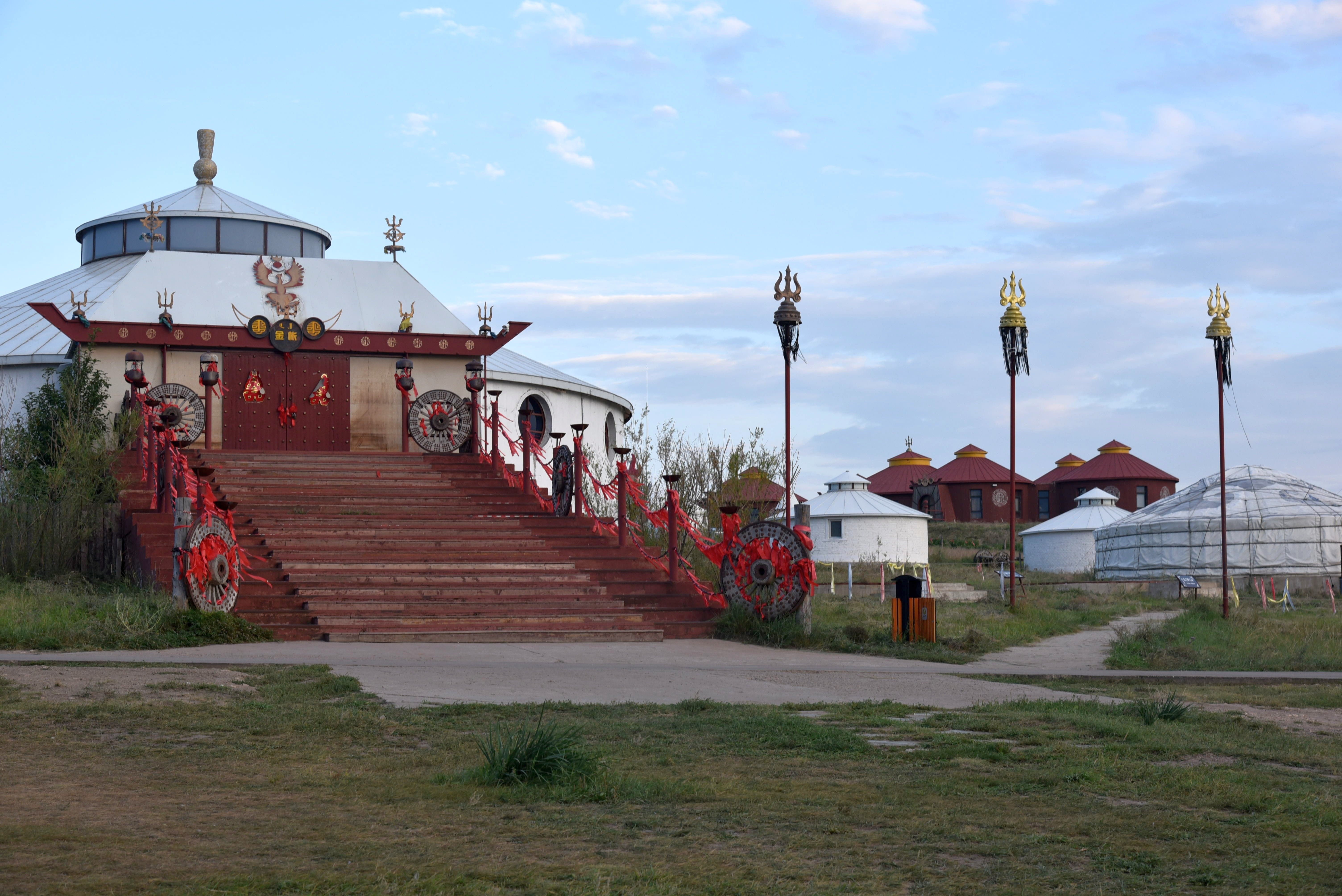 内蒙呼伦贝尔大草原自驾线路图,内蒙古察尔汗自驾游