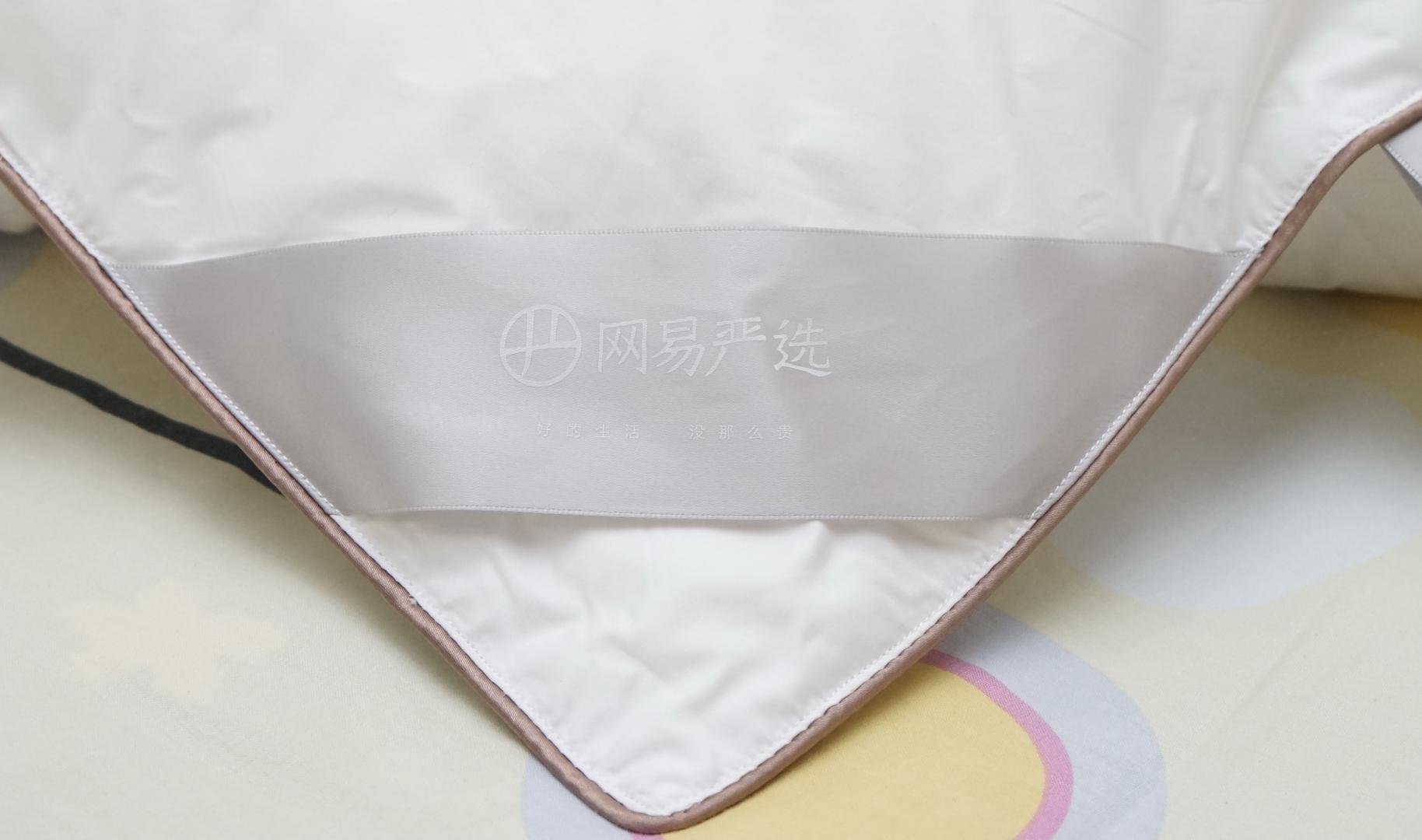 轻柔高档鹅绒被,高档轻柔鹅绒被