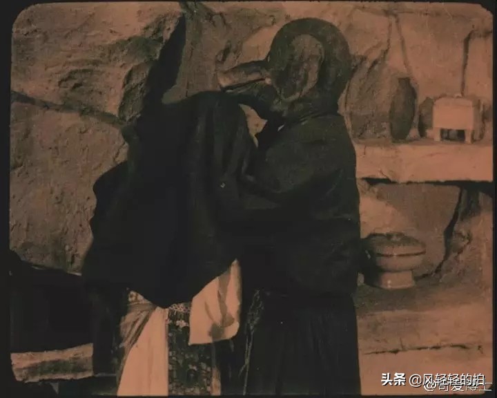 1927年版的西游记有多诡异,82版西游记蜘蛛精肚脐吐丝