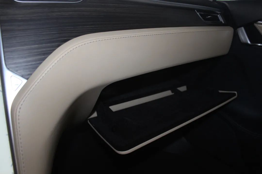 女车主说车,女车主说为什么买特斯拉