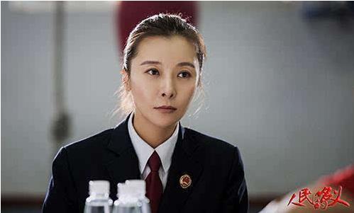 李亚鹏王菲逃过一劫,王菲躲过一劫