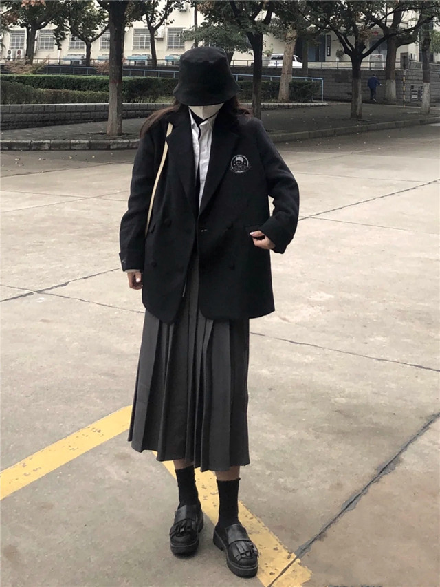 不同风格的帽子搭配技巧,如何选择帽子让你整个冬天更美