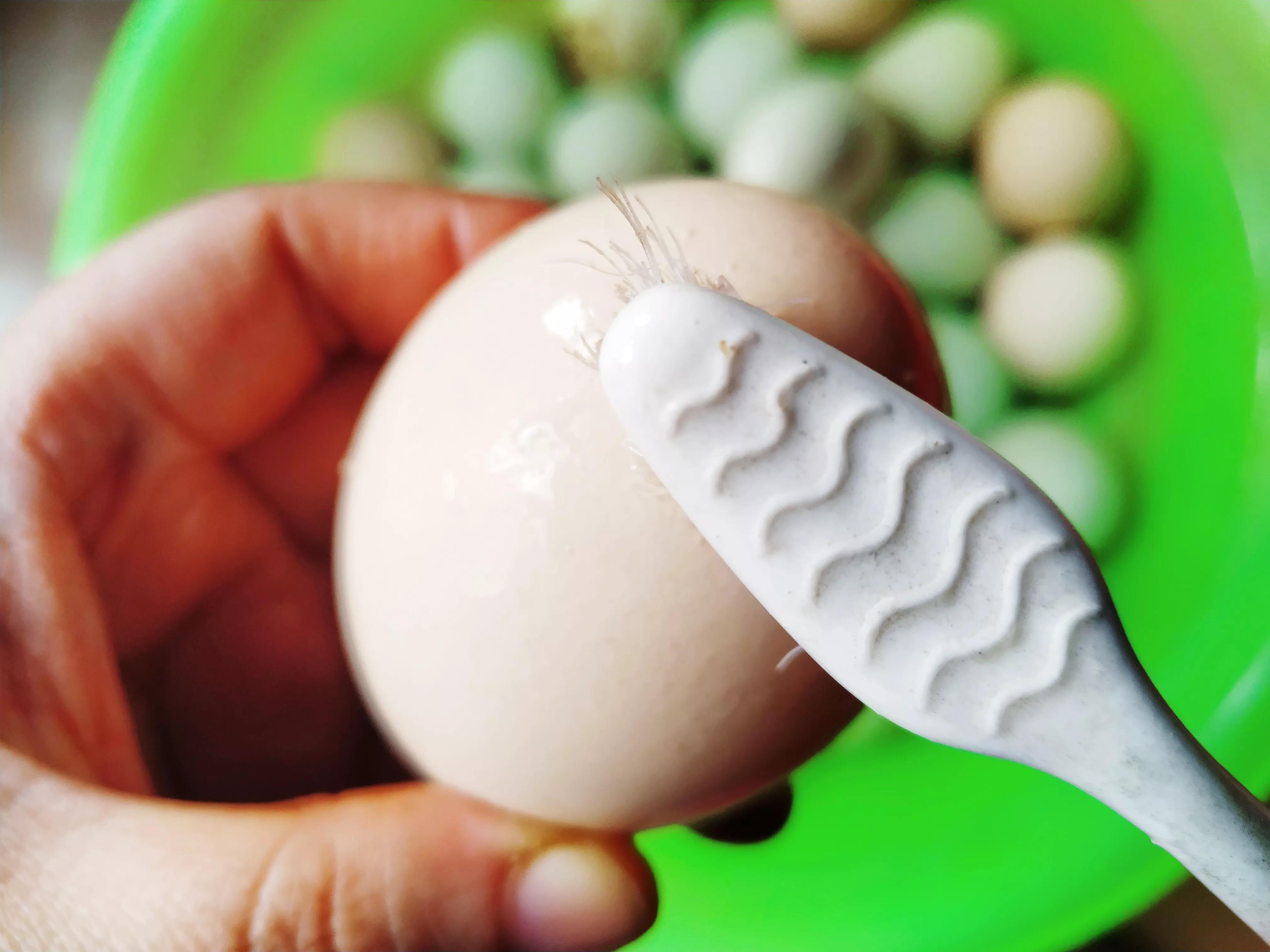 腌鸭蛋流油的方法秘方,奶奶50年腌咸鸭蛋的秘方