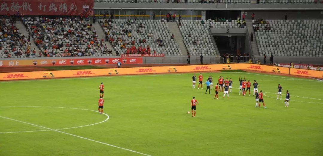 派迪茵体育直播,派迪茵体育训练套装