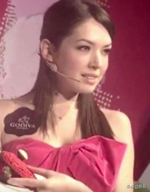 盘点整容后不敢认的女星颜值巅峰,知名女网红被扒整容