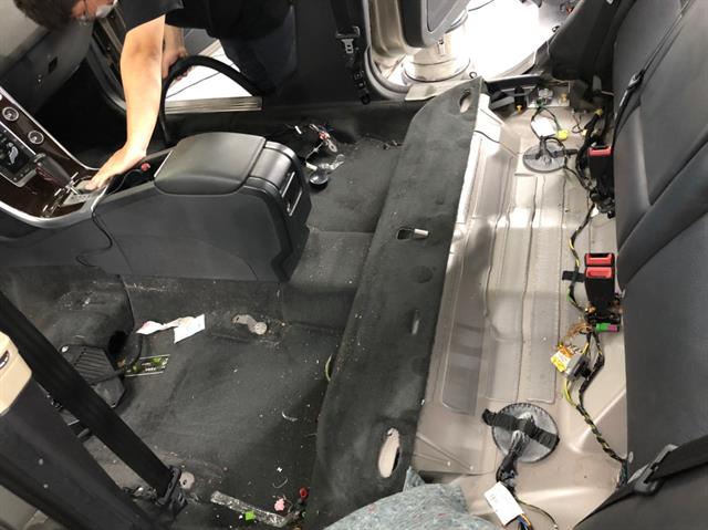 20年老汽车内饰清洗教学全过程,汽车内饰深度清洁施工细节