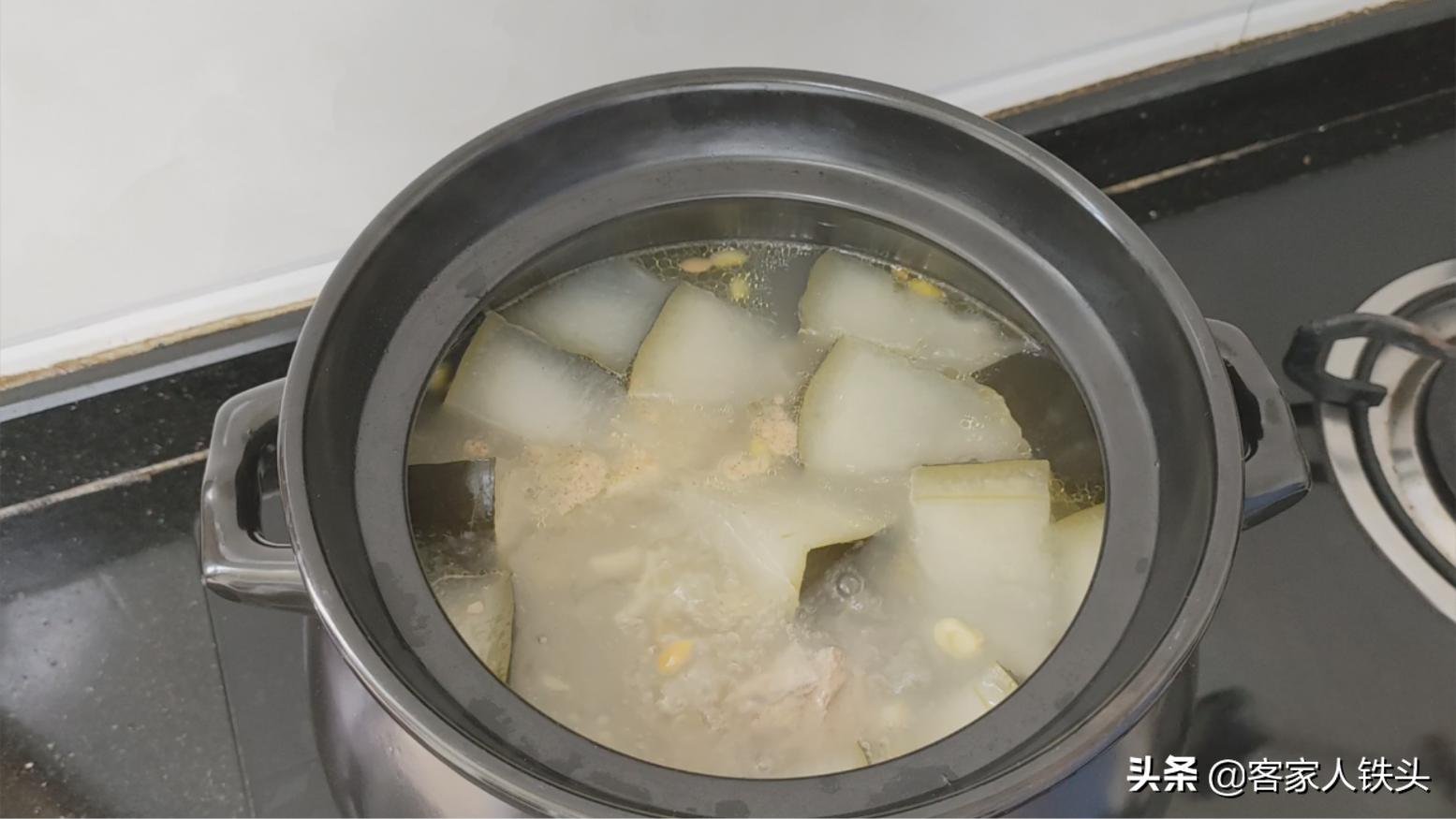 广东鸭汤云吞的汤料配方,广东老鸭汤最正确炖汤方法