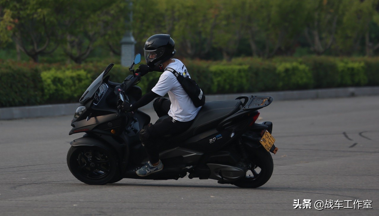 宏佳腾3d-350r用的什么发动机,宏佳腾350r倒三轮摩托车评测