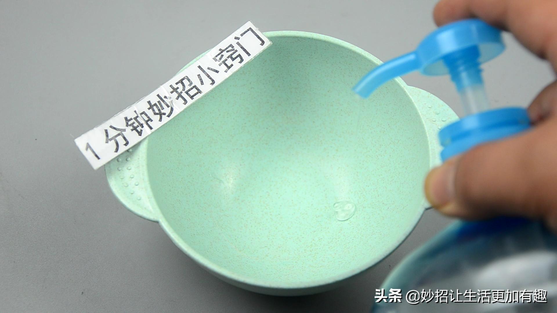 挂钩粘墙上老掉怎么办,挂钩掉落用什么办法粘牢固