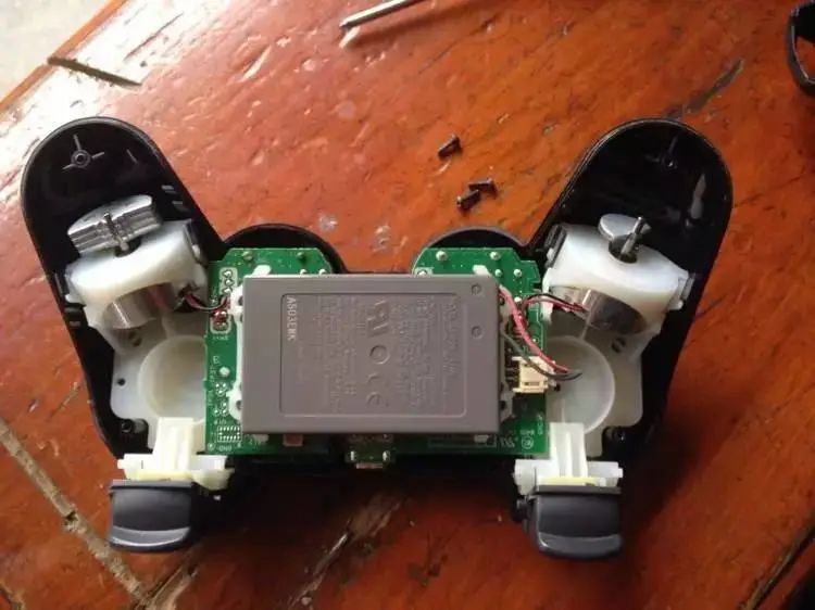 游戏手柄怎么变成遥控器,游戏手柄演化历程