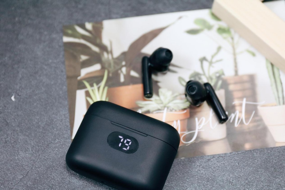 诺基亚e1200和小米头戴蓝牙耳机,诺基亚蓝牙耳机值得入手吗