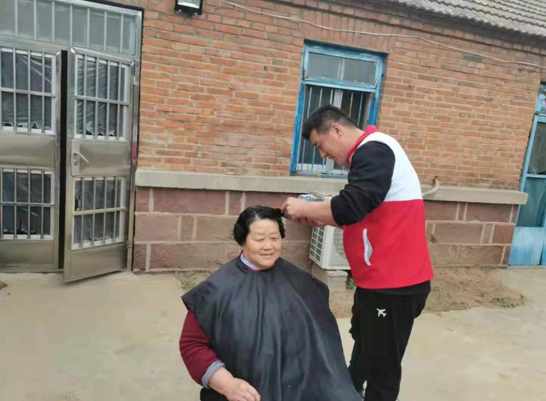 4月党员志愿服务活动,4月份党员开展志愿服务活动内容