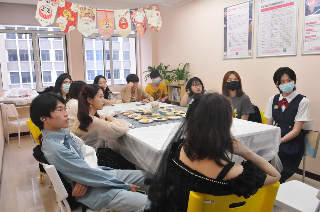 解锁平成日语5月新玩法，令人心动的Lolita换装茶会