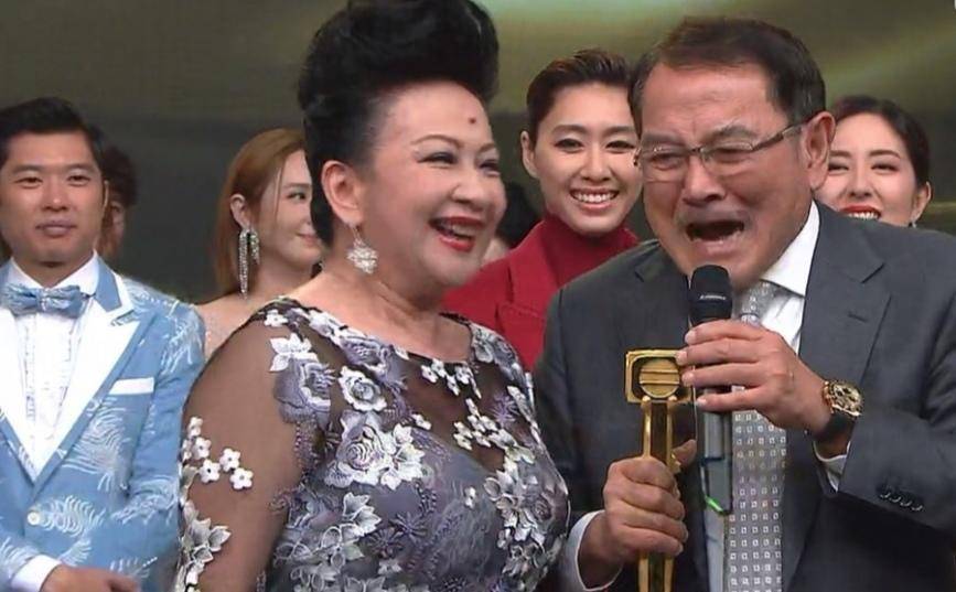 tvb老艺人曾伟,哪款明星戴过余文乐手表