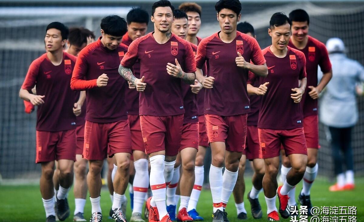 我们的国足何时能强大起来,为什么02年的国足那么强