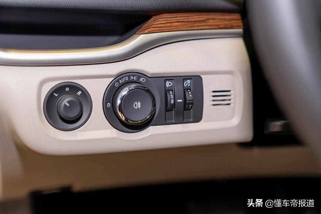 别克阅朗和大众蔚领,c-trek蔚领2017款230tsidsg豪华型