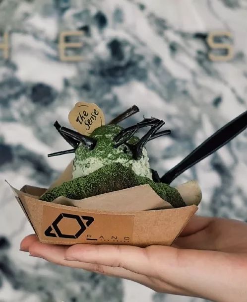 花椒、蛋烘糕和肉桂,对头,这里是咖啡店