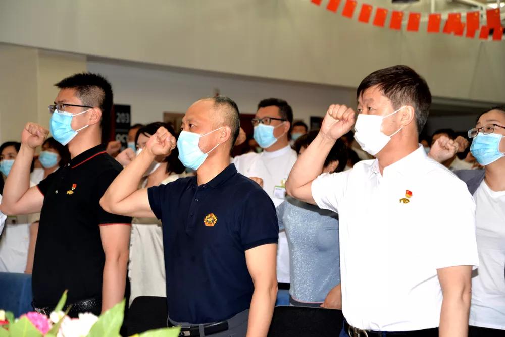 澶ц繛搴嗙寤哄厷100鍛ㄥ勾,杈藉畞浣曟皬鍖诲闄㈠簡寤哄厷鐧惧勾