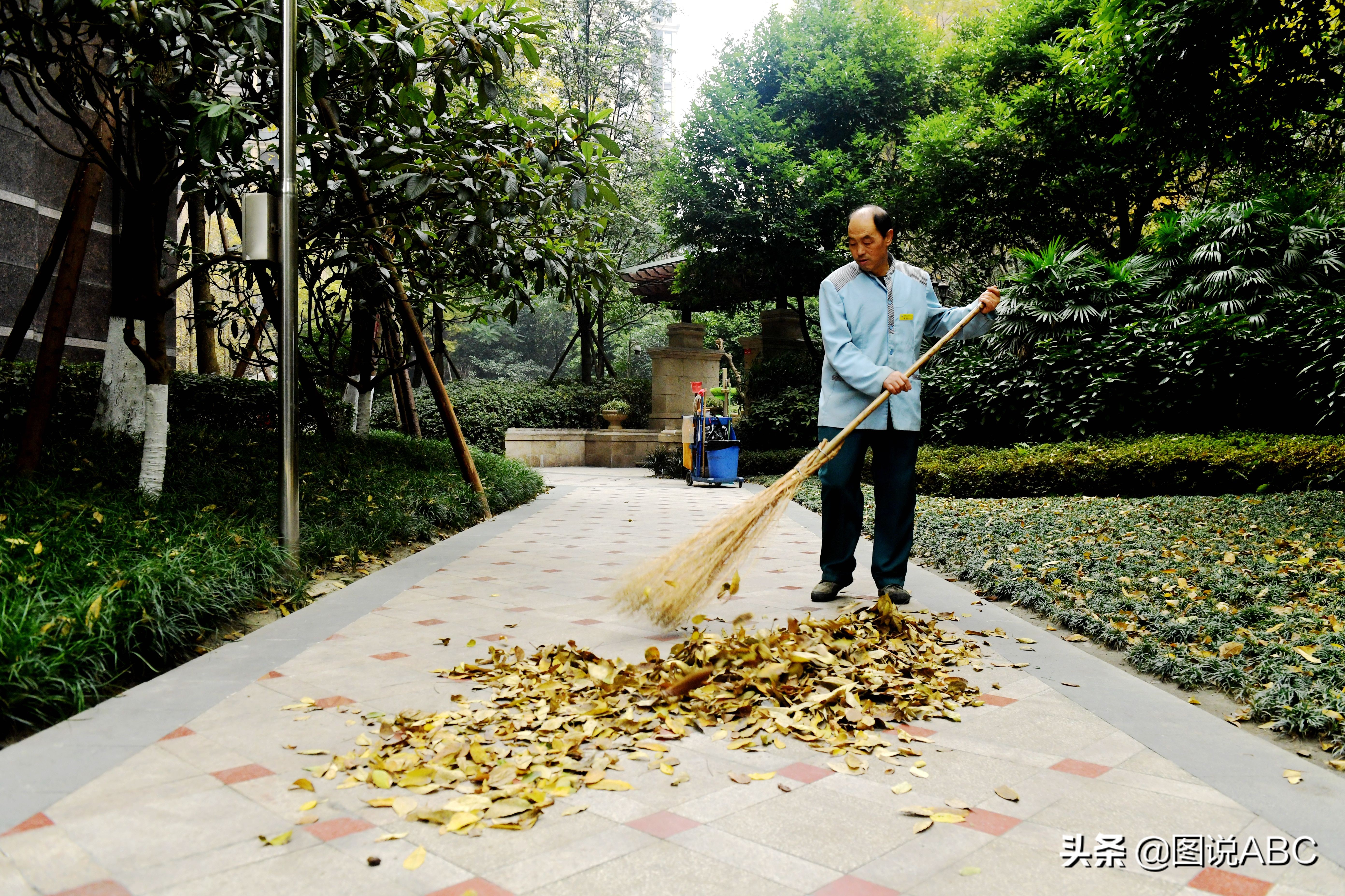 龙城国际红光里,成都红光龙城国际70年产权的住宅