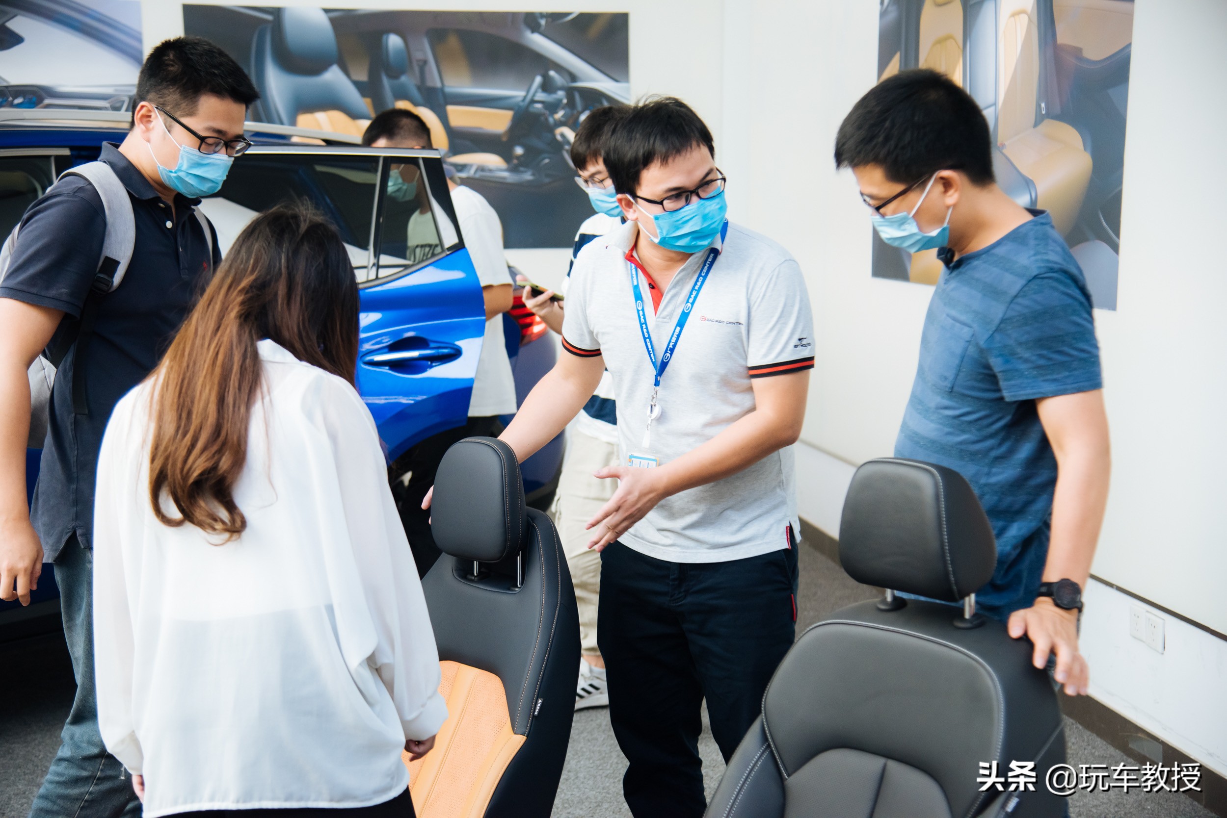 10来万的传祺GS4，用上法拉利同款材质