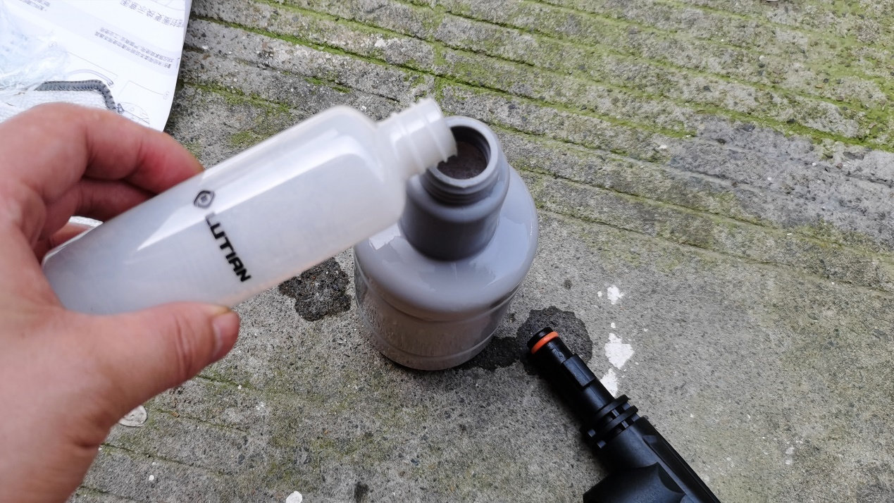 绿田高压洗车机使用教程,绿田lutian1700w洗车机评测