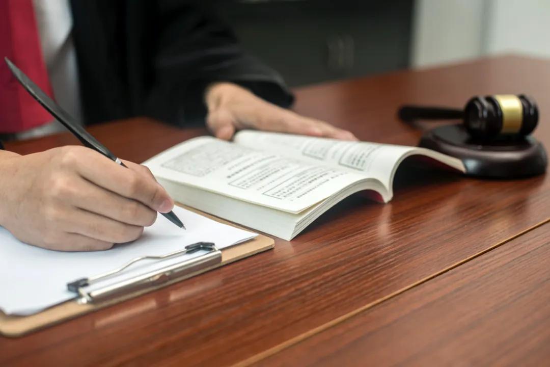 破产清算资不抵债债务怎么处理,公司破产清算后债务怎么分配