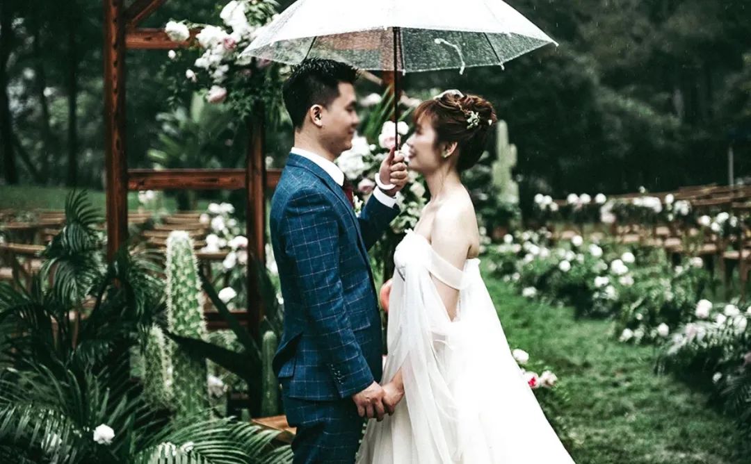 如何办一场小众精致的户外婚礼,清新而又浪漫的户外婚礼