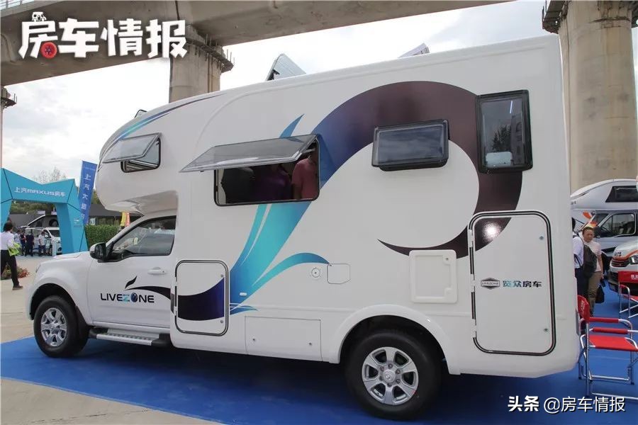 江铃d-max底盘单排皮卡房车怎么样,神行太保d-max硬升顶皮卡四驱房车