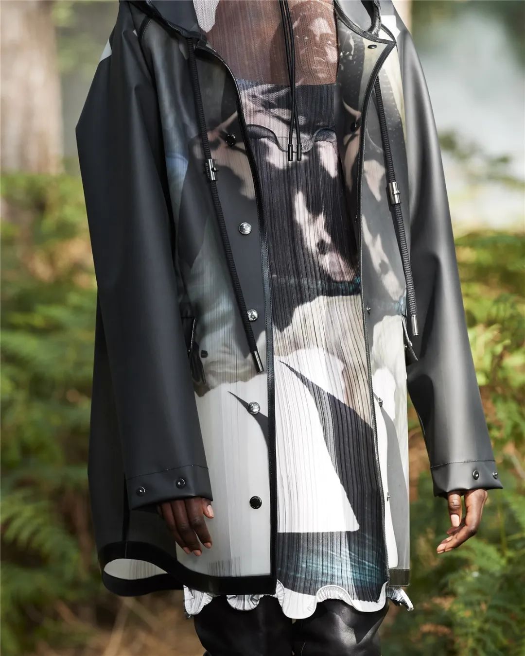 日常穿的衣服究竟可以多时髦？Burberry给了我们最佳答案