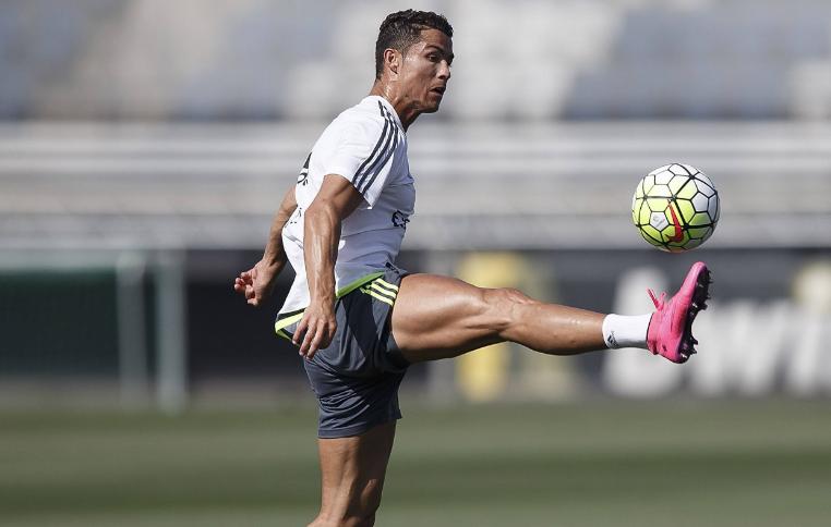 足球员转会有什么程序吗,足球转会期什么意思