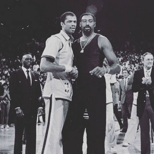 场均5.56帽！NBA又一大神去世！他的站帽太经典了