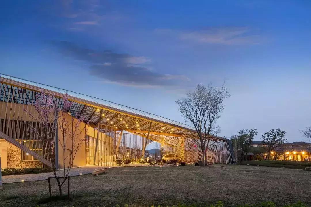 邹迎晞:“田园+乐园+家园”是田园综合体全产业链设计的实践之路