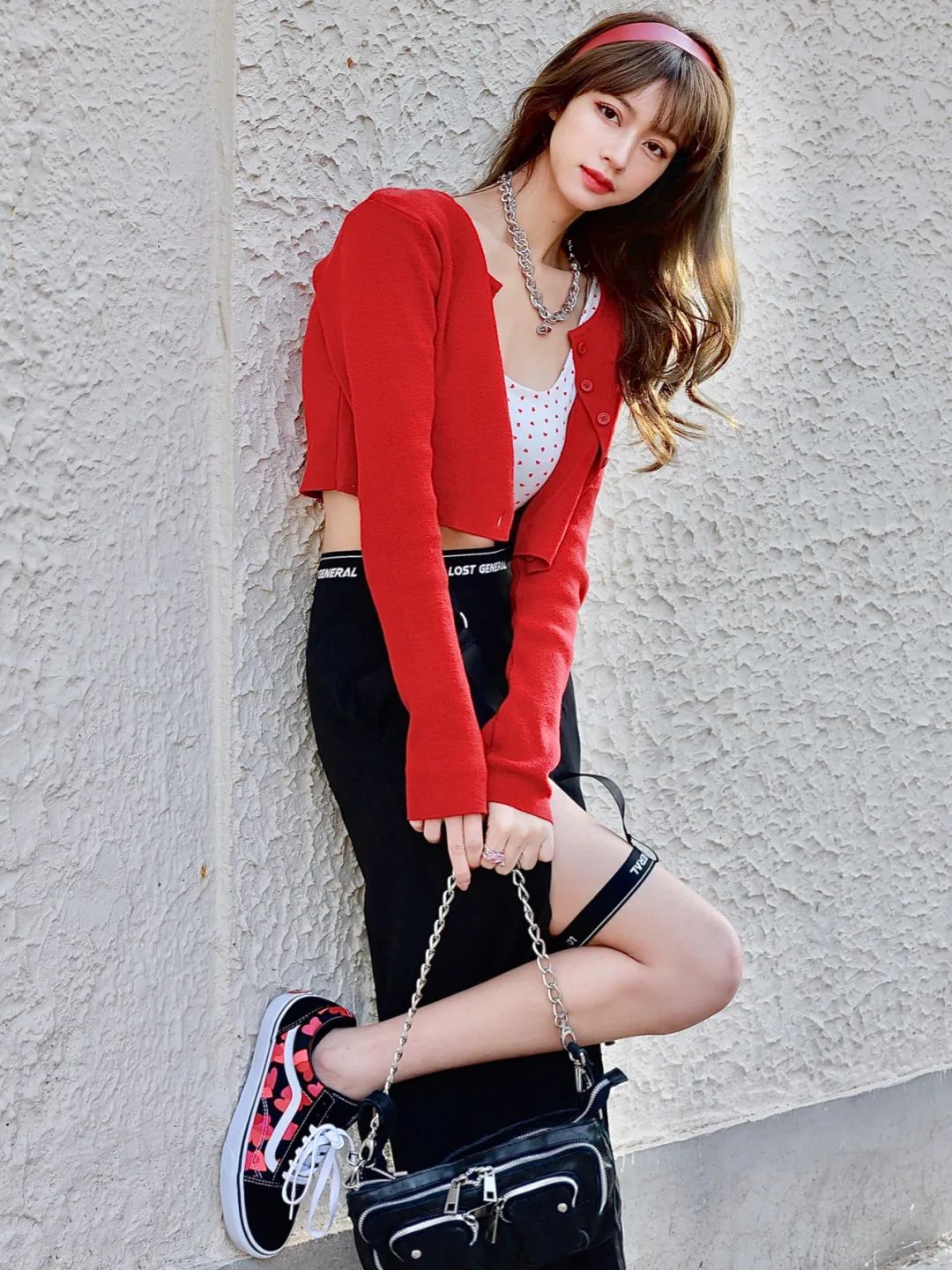 泳池里有“小蝌蚪”，女生游泳会怀孕吗？