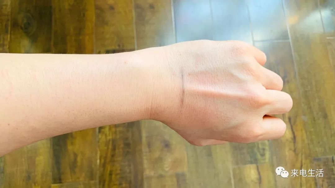 硅胶洁面仪的正确使用方法,硅胶洁面仪和手动洁面仪