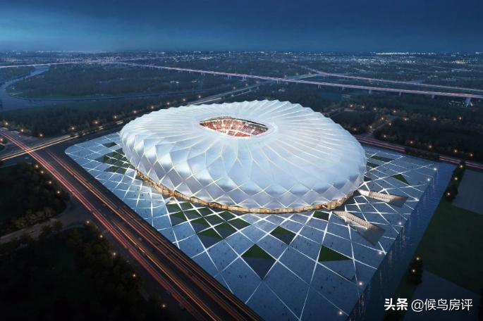 上海八万人足球场,成都八万人专业足球场