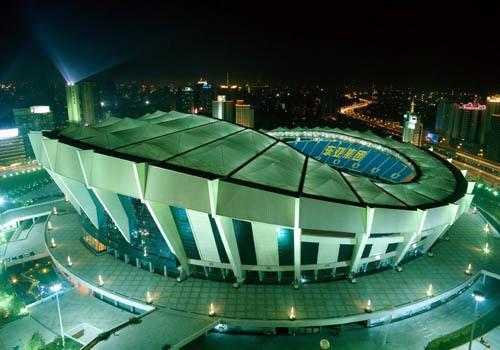 中超16强主场场馆,球迷观看中超比赛