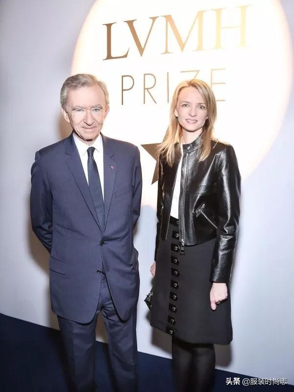 鍏ㄧ悆鏃跺皻闆嗗洟姣忔湀閮芥湁鍏綅ceo (涓栫晫鏃跺皻闆嗗洟鏈夊灏戜釜ceo)