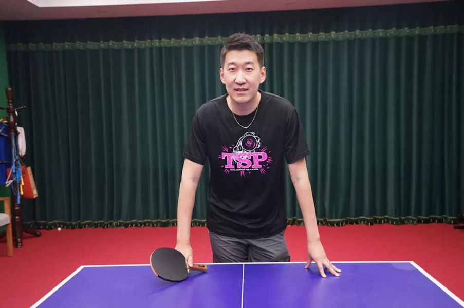 国家队的削球高手刘燚比赛,刘燚从零开始学削球