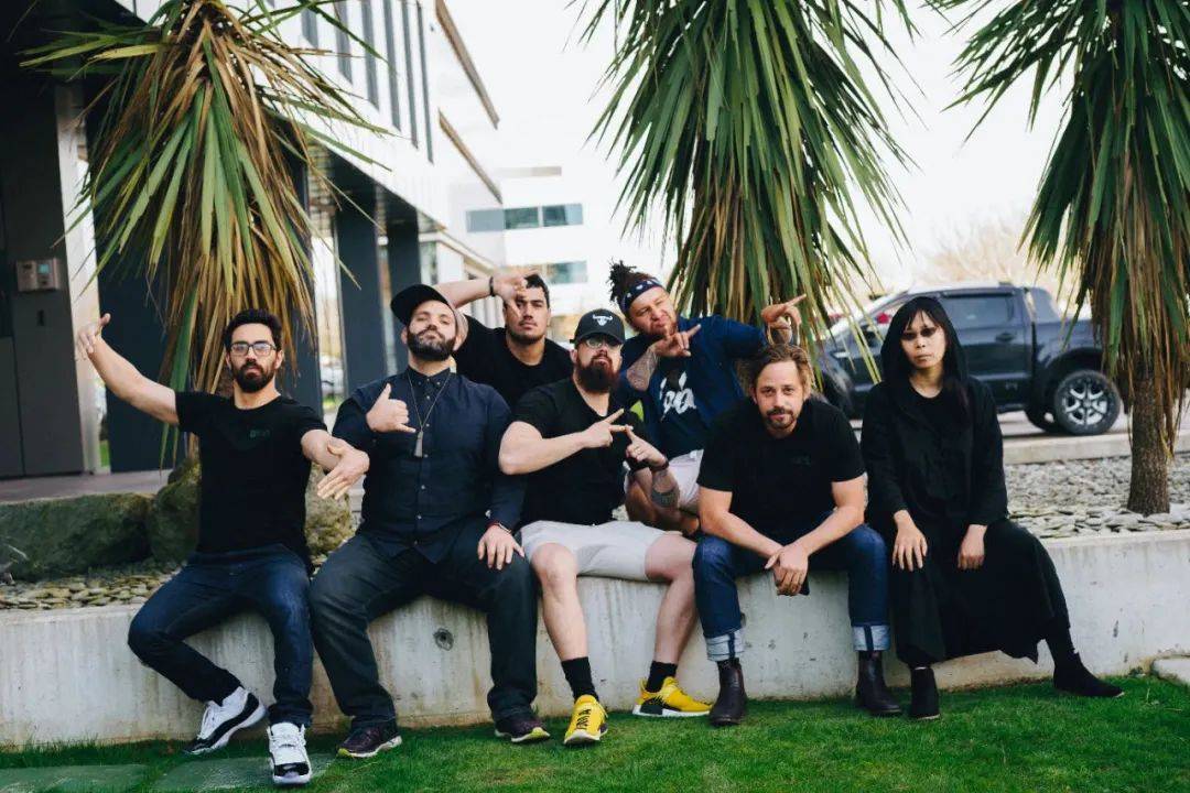 “我在公司晒*裤内**、吃剩菜”丨一群高收入者禁欲上瘾，会怎样？