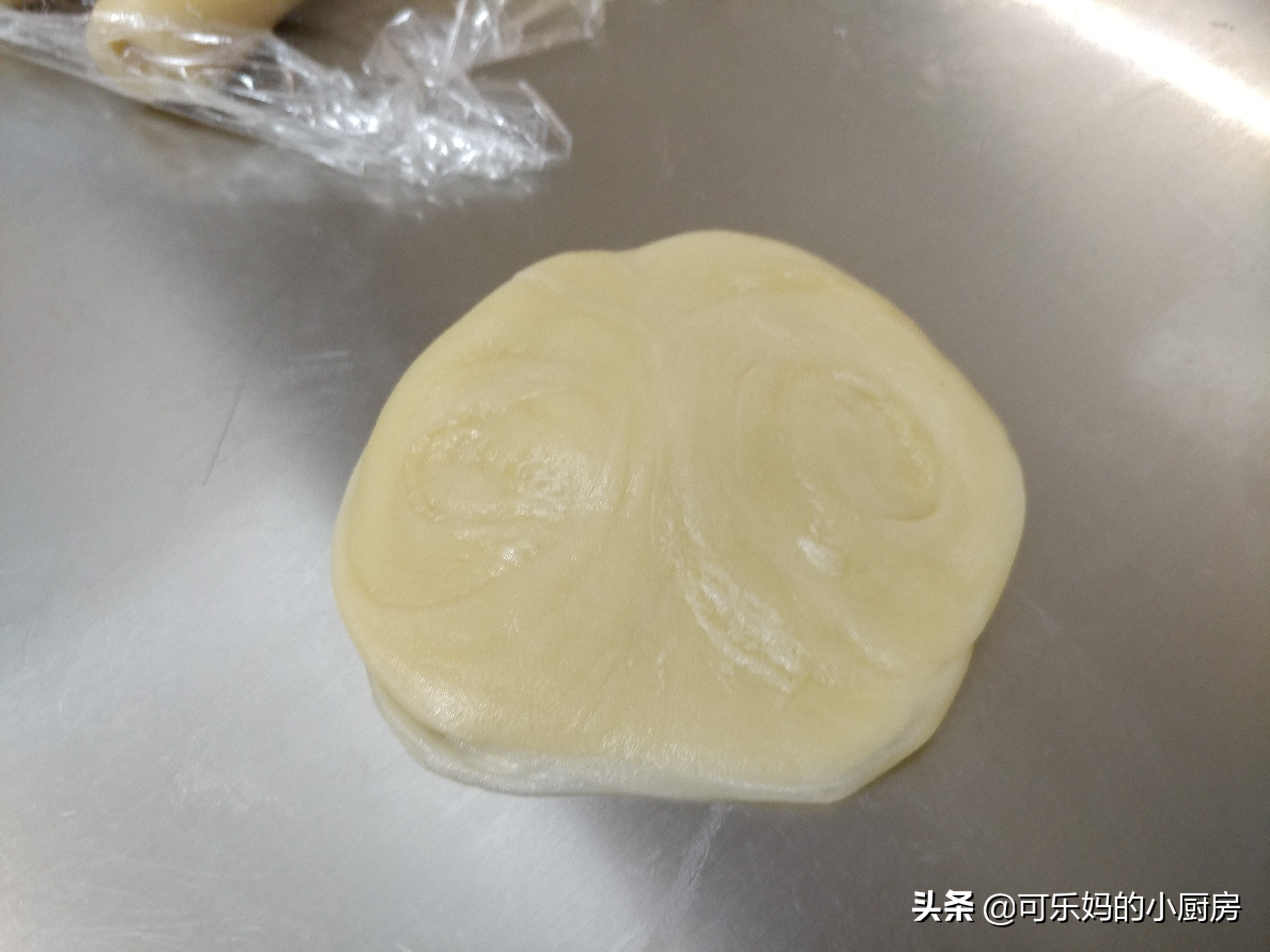 酥皮绿豆饼小吃,蛋挞皮酥皮绿豆饼