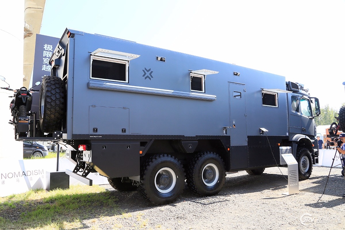 诺马迪森房车100万以内,1300万诺马迪森越野房车旅游